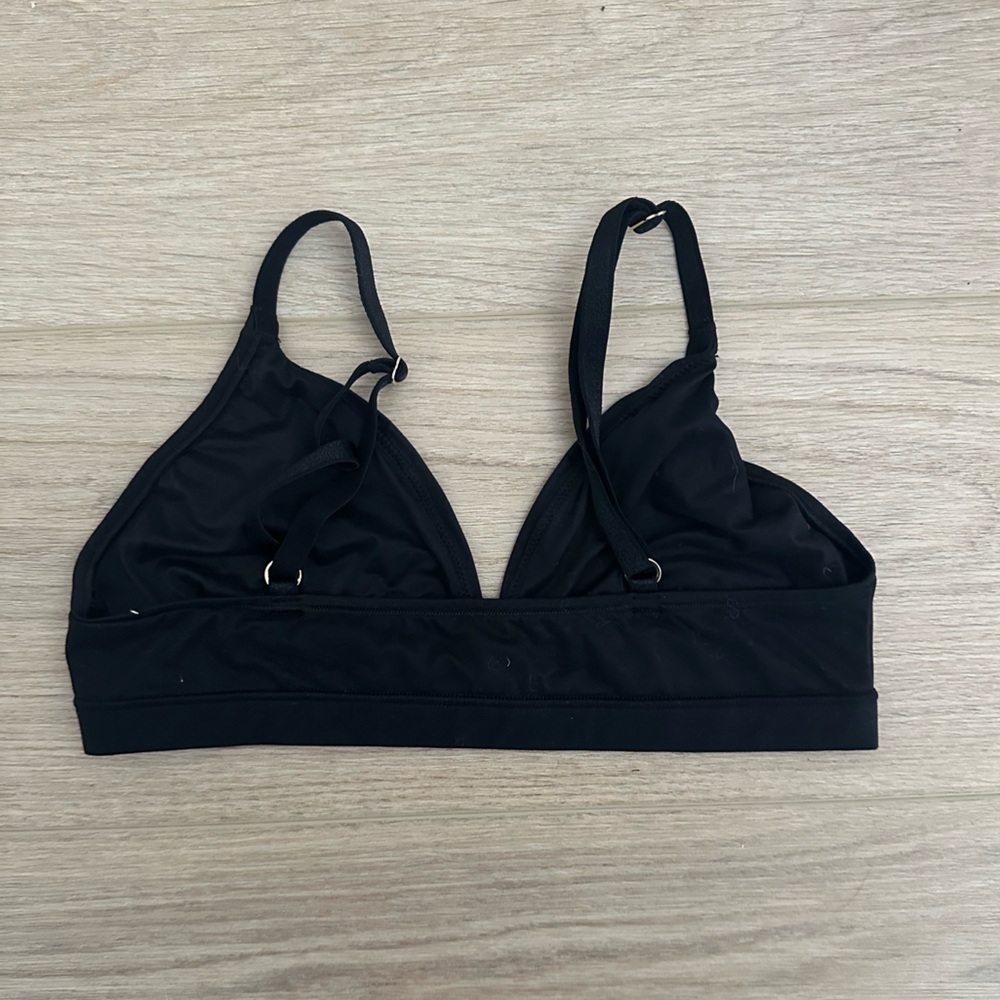 Like New Victoria’s Secret Smooth Triangle Bralette size small - Picture 4 of 7